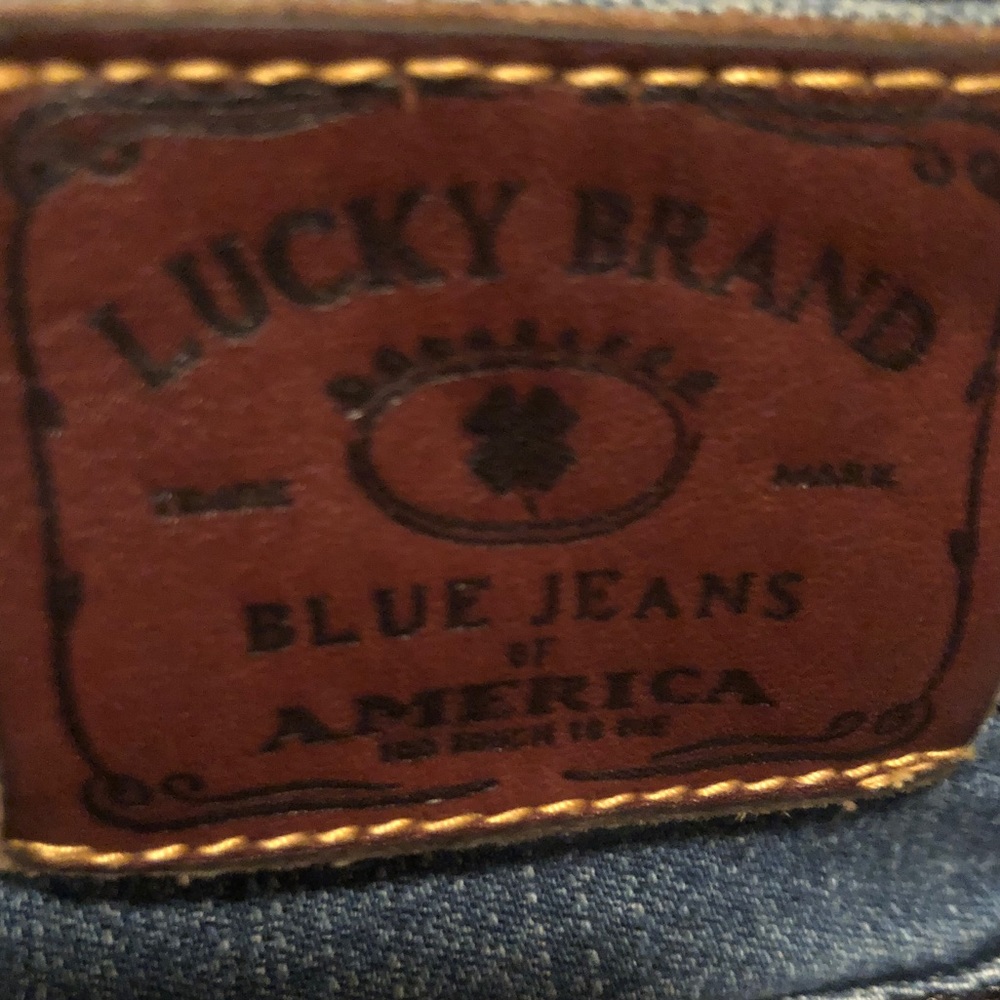 Lucky Brand Zoe Straight Crop Mid Rise Jean